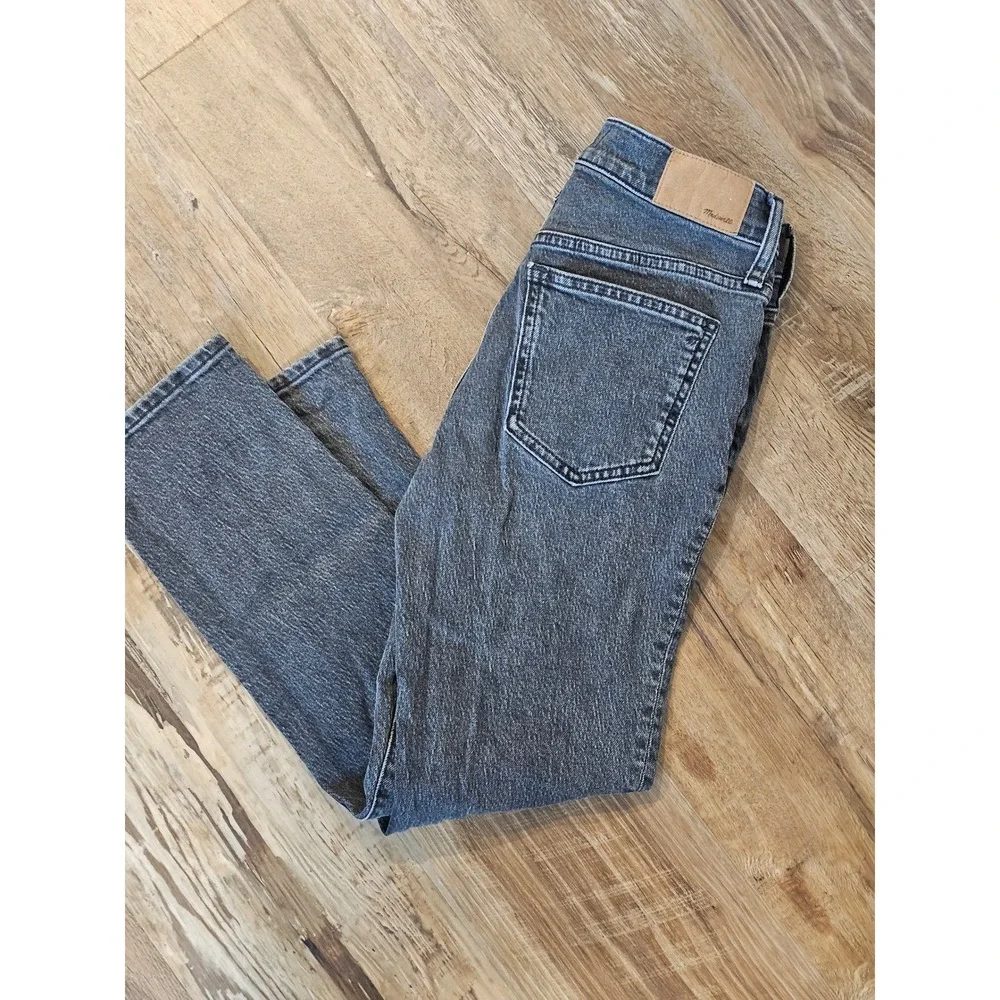 Madewell The Mid-Rise Perfect Vintage Jean Faded Black Straight Leg 24P Petite‎